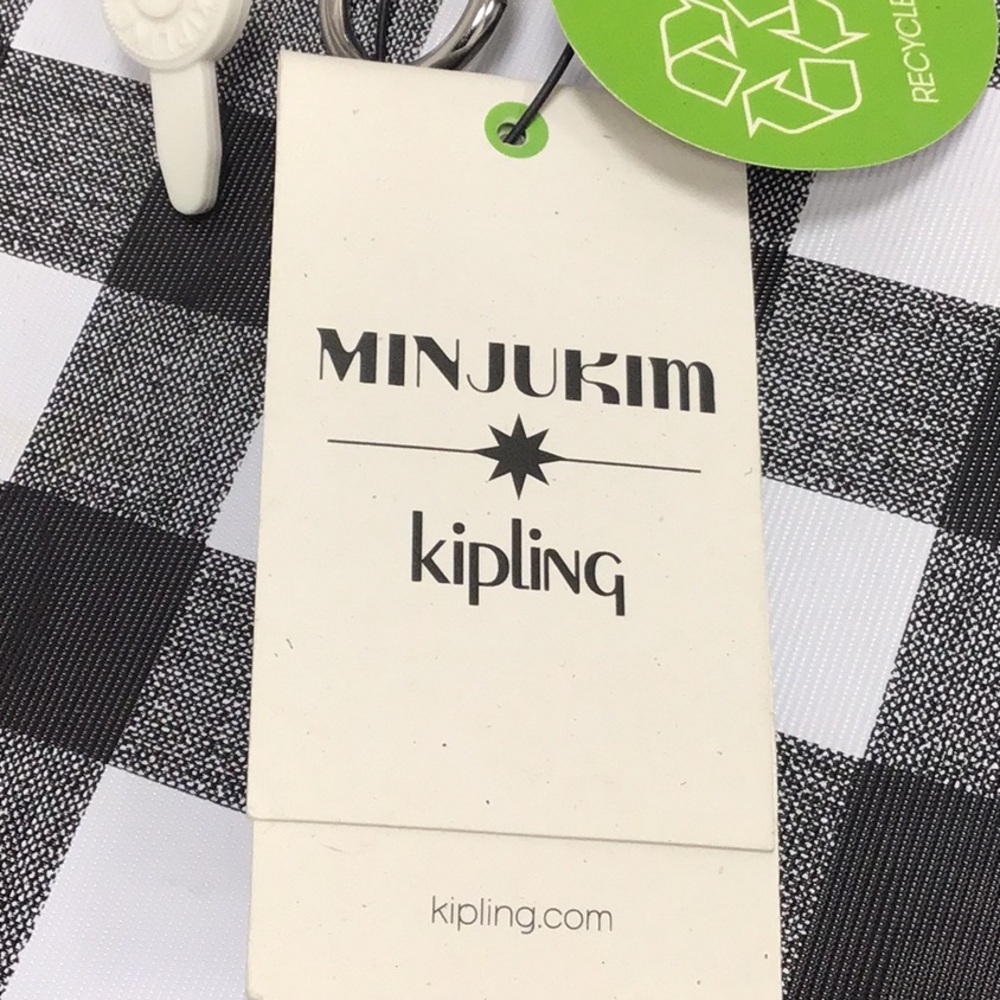 Kipling - Picture 3 of 3